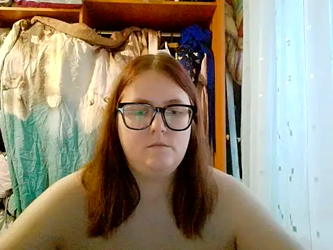 DesireMelissa: онлайн-секс-чат