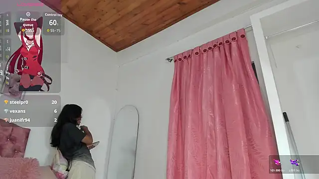 luna_velveth live XXX chat