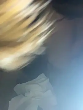 Chat +18 de littleqiu ao vivo