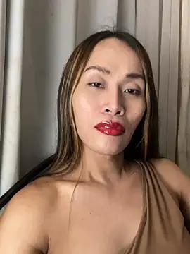 RomanticPearlTS' Live XXX Chat