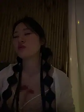 Yolanda9 Pertunjukan Webcam