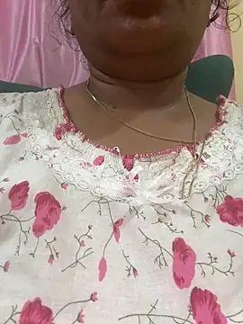 Hottywetsexy's Live XXX Chat