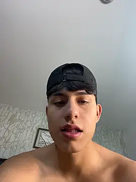 Lander_Cruz Chat XXX in diretta