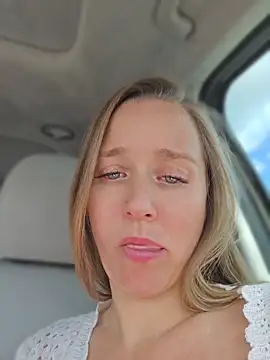 Skyellar's Live XXX Chat