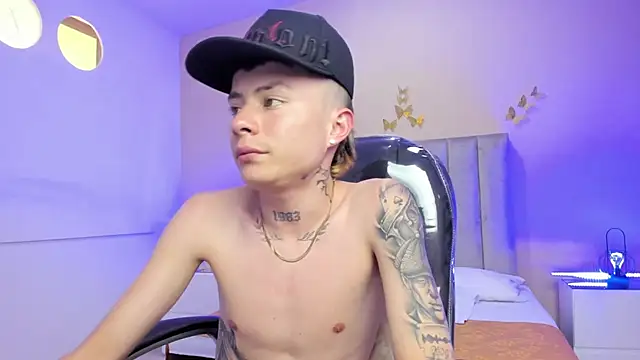 Czat XXX na żywo – Nascary_Fox