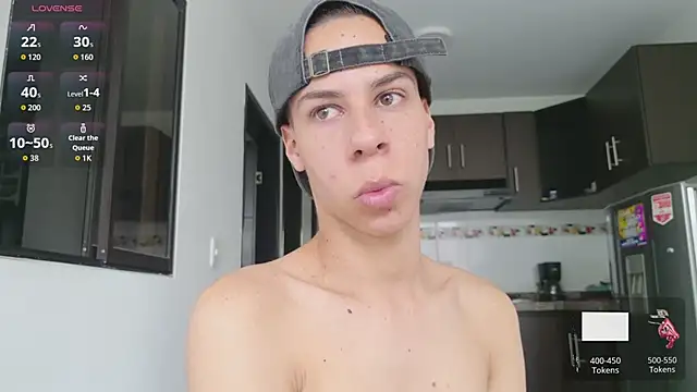 grey___27 Webcam Show