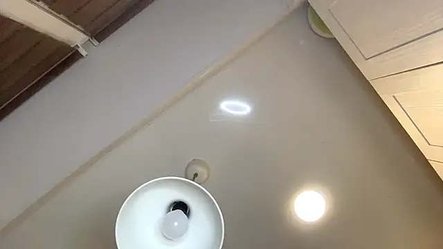 ElsieKuhlmann Chat XXX in diretta