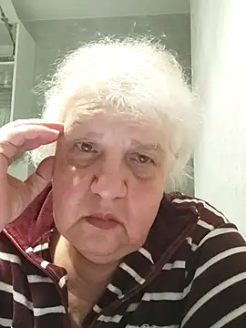 HapinessLovee's Live XXX Chat