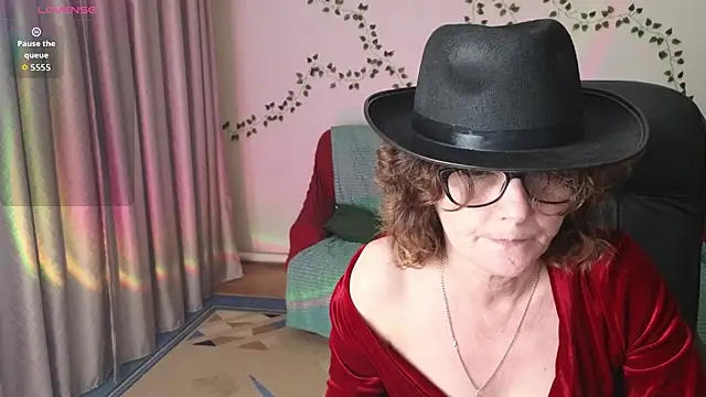 Miss_Amberr: онлайн-секс-чат