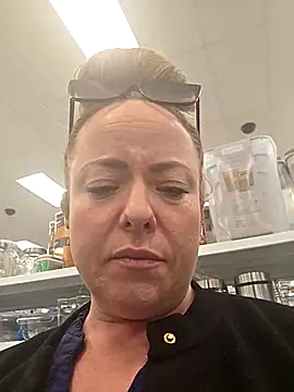 julimonroe Show in webcam