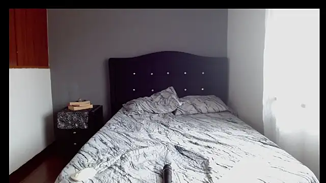 Czat XXX na żywo – Emilia_1995