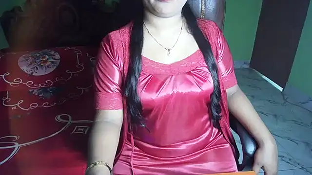 BengaliQueenStarのライブXXXチャット