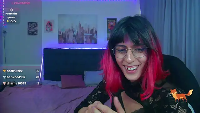 goth_minerva's Webcam Show