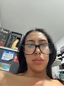 pregnant_sofii18n Live XXX chat