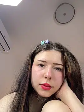 leiawifey webcam show