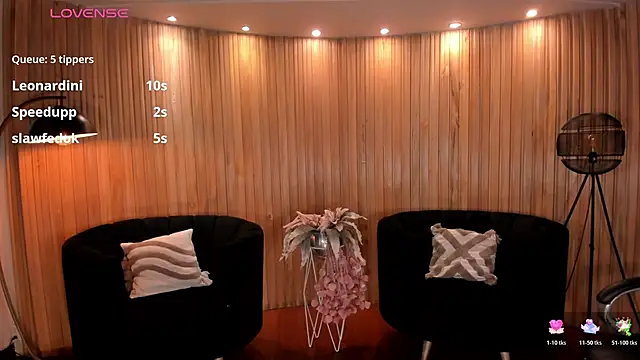 MaryLewis_ Live XXX-chat