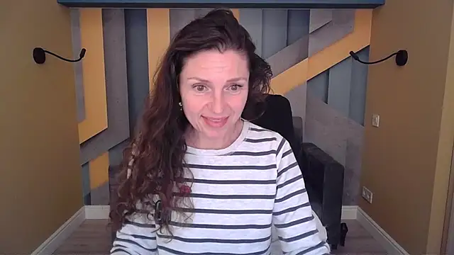 EllaLong's Webcam Show