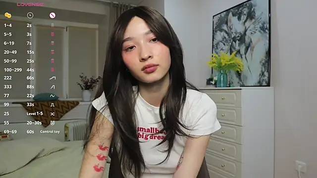 ikuyo_ live XXX chat