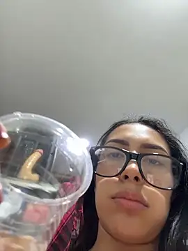 pregnant_sofii18's Live XXX Chat