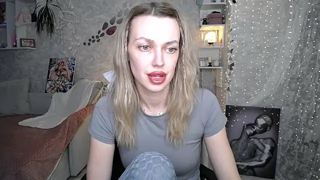 NickyAdamidi Chat XXX live