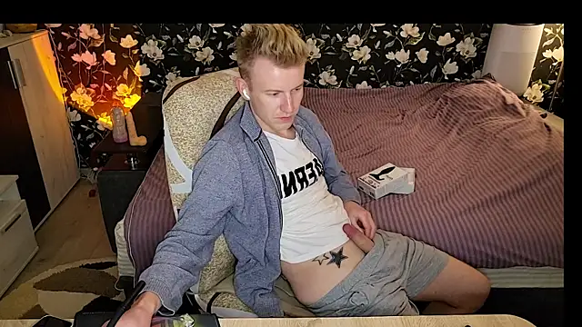 Vuitton Adlı Modelin Canlı XXX Sohbeti