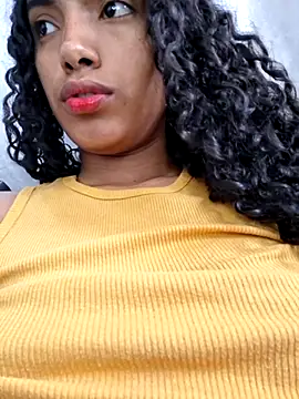 Chat XXX en directo de Cataleya_ja