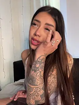 AshleyWinslow Adlı Modelin Canlı XXX Sohbeti