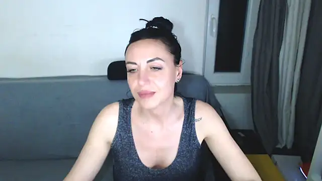 دردشة CloveLove الجنسية المباشرة