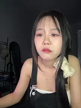 Emely-lysea Live XXX-chat