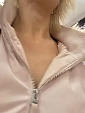 BeautifulMeFire23 Adlı Modelin Canlı XXX Sohbeti