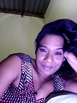 MiZzCreator Chat XXX in diretta