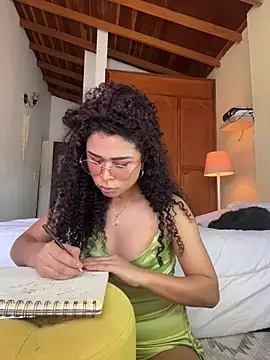 GabriSaenz Pertunjukan Webcam