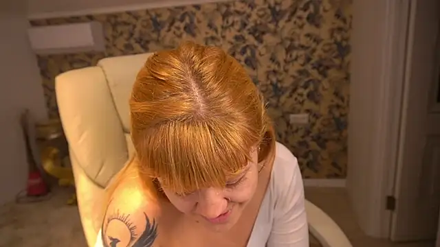 Živý XXX chat BellaLaPetit