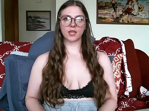 katie_kitten38 Chat XXX live