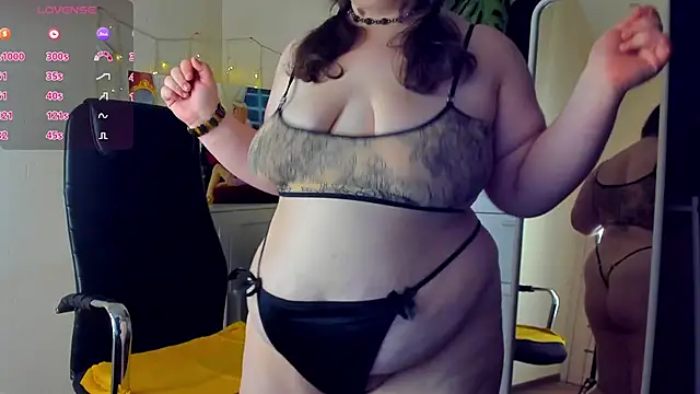 RaydirinのライブXXXチャット