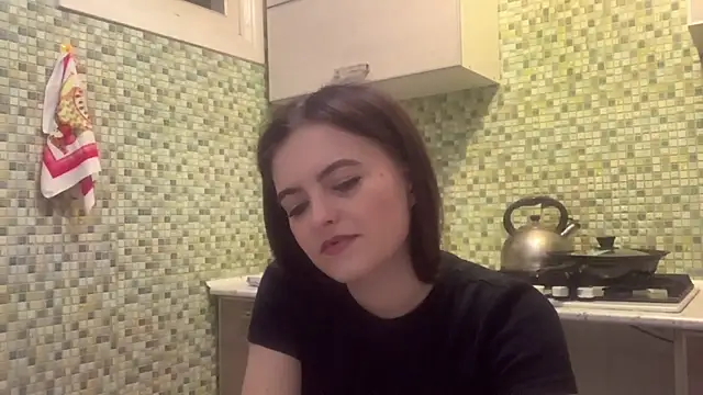 KikiAminon Webbikameraesitys