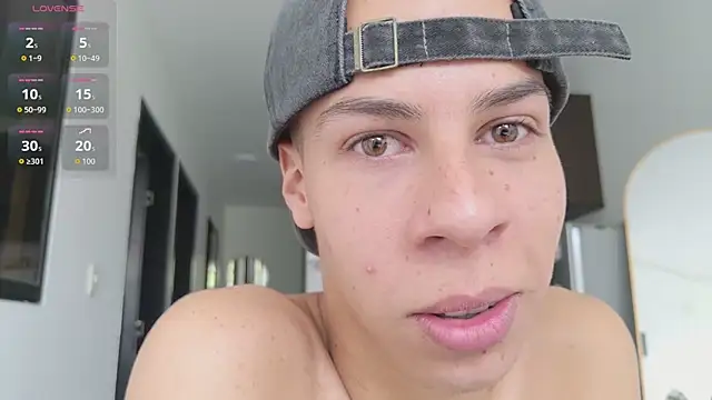 grey___27: онлайн-секс-чат