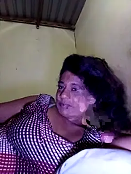 MiZzCreator Chat XXX in diretta