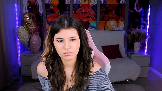 AnoraDark Adlı Modelin Canlı XXX Sohbeti