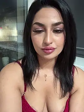 Show modela Mia_spicyy na web-kameri