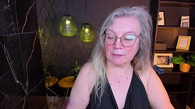 NataliMellow's Live XXX Chat