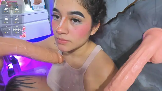 little_valentinaa's Live XXX Chat