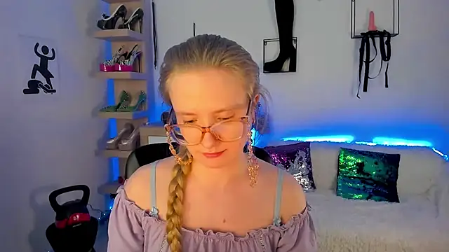 Chatroom XXX en direct de NancyHottie