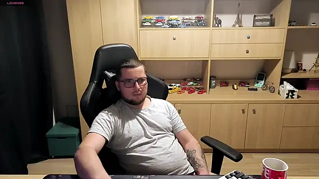 kevinnlovelly Live XXX-chat