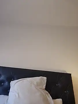 Mommynatrix Chat XXX in diretta