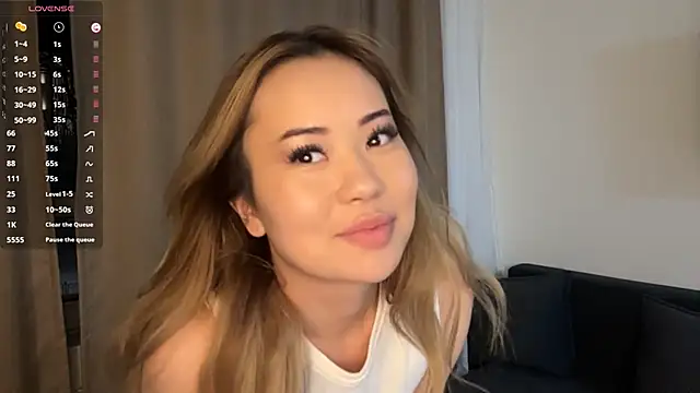 Ur_neighbor_Kira 라이브 XXX 채팅