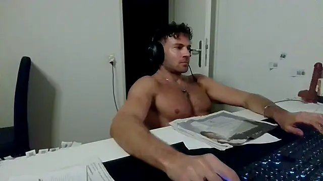 alpha-hunk Webcam show