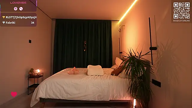 bogduzy Adlı Modelin Canlı XXX Sohbeti