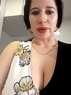 sirena_dorada29: онлайн-се кс-чат