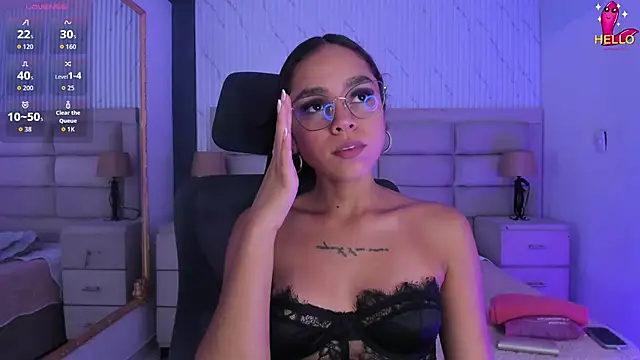 CarolineFyre Live XXX-Chat